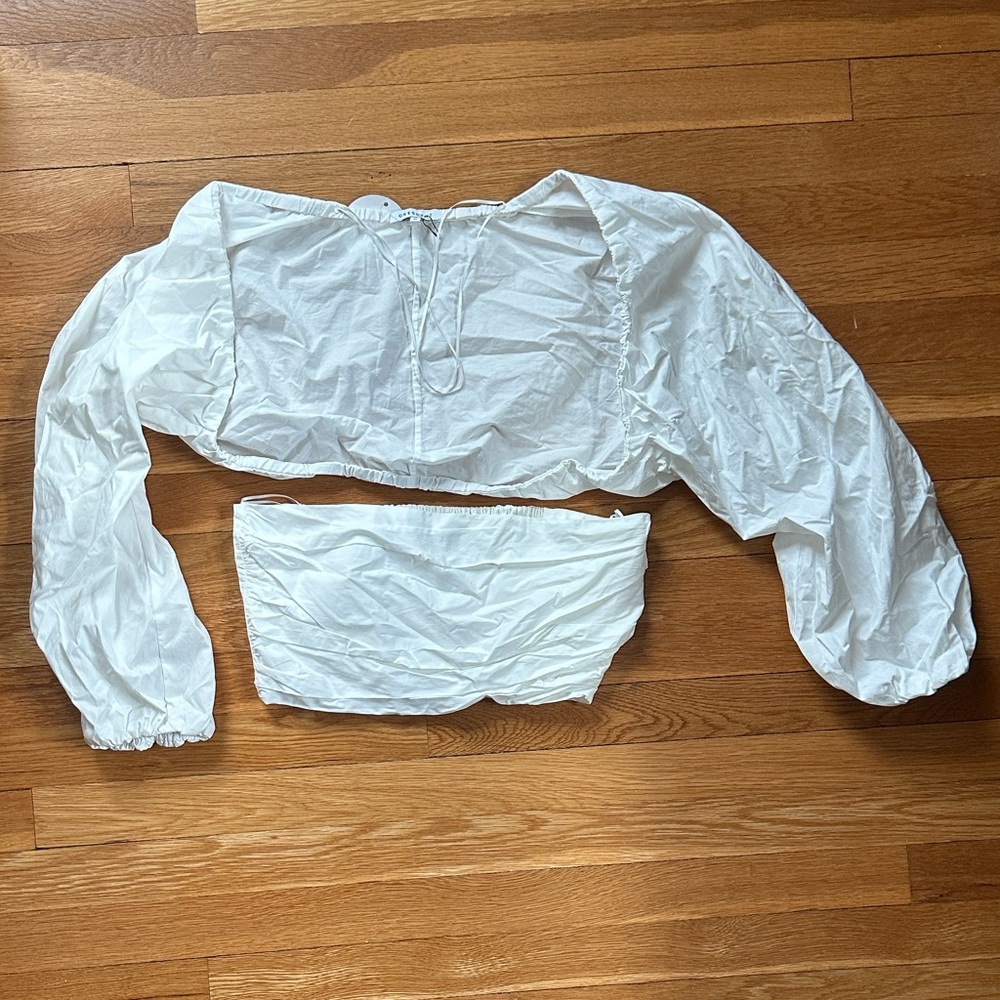 Crescent White crop and puff Sleeve Top
